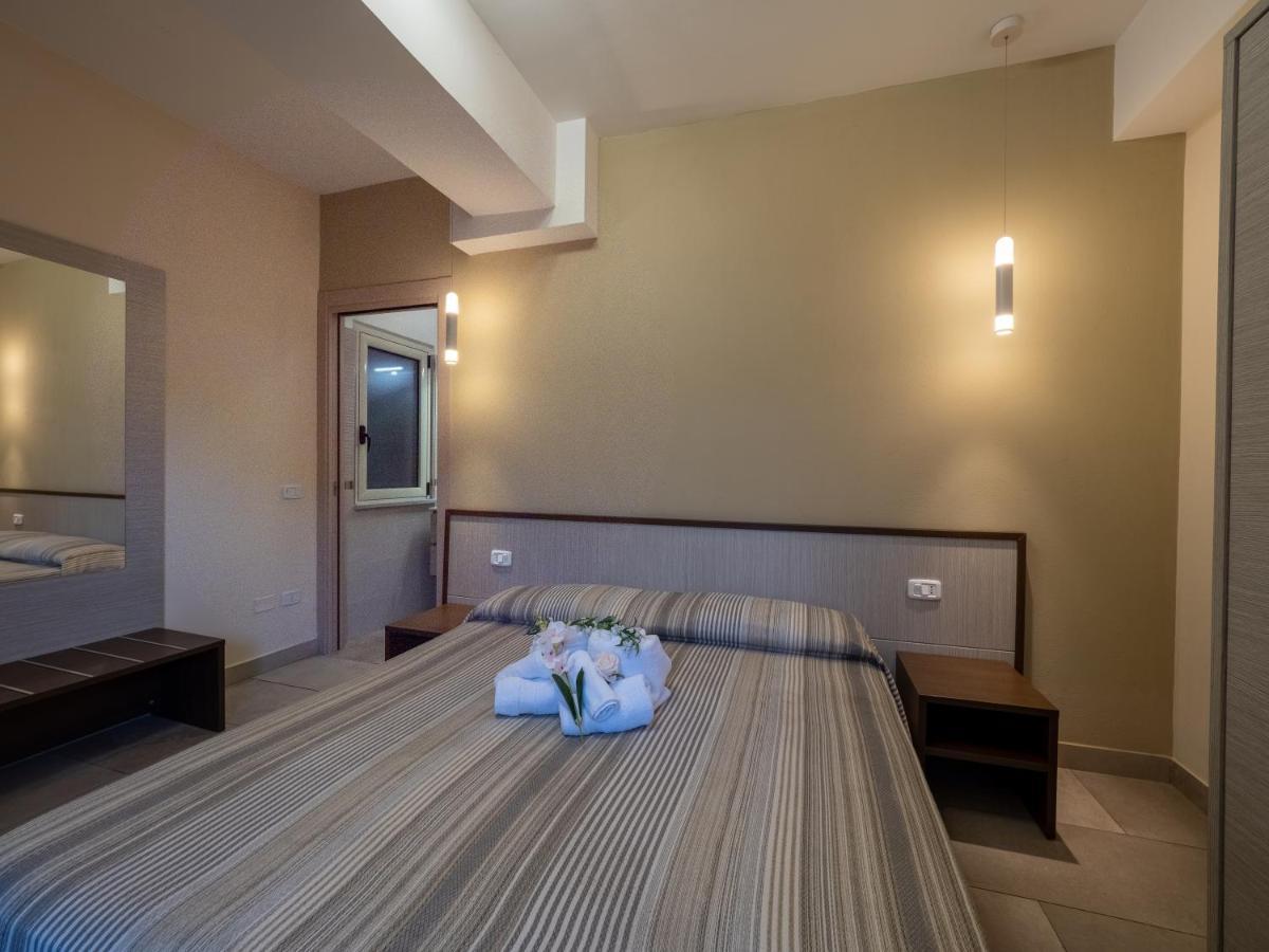 كوريليانو كالابرو B&B Villa Lisa المظهر الخارجي الصورة