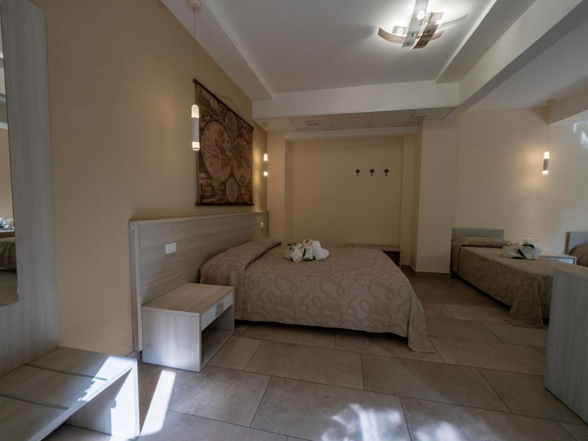 كوريليانو كالابرو B&B Villa Lisa المظهر الخارجي الصورة