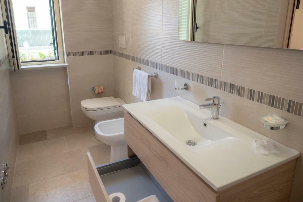كوريليانو كالابرو B&B Villa Lisa المظهر الخارجي الصورة